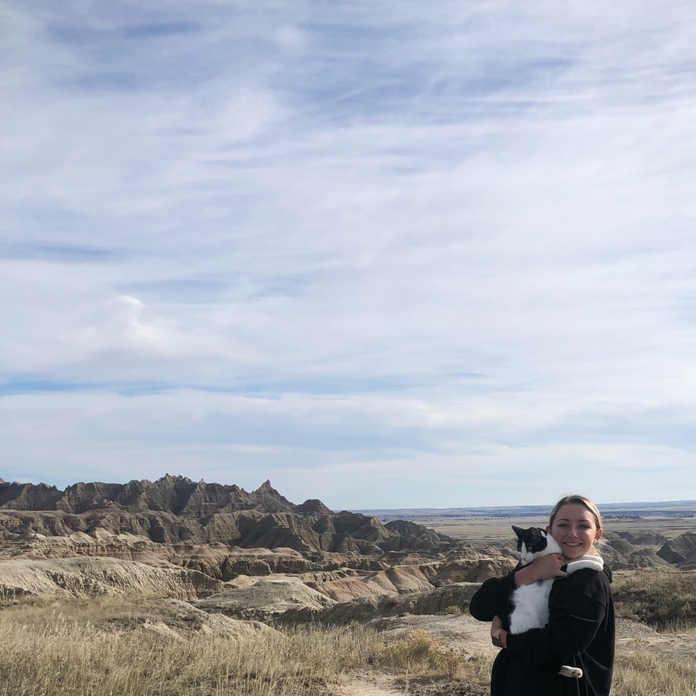 Meet your Posher, Emmaly